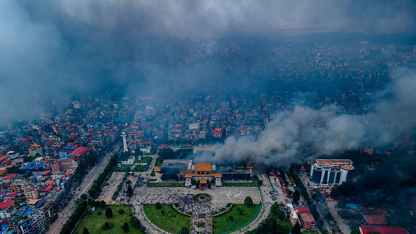 Посольство: критичных ситуаций у россиян в Непале после беспорядков нет