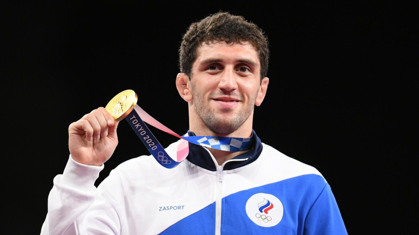 Сидакова и ещё двух борцов выпустили из аэропорта Загреба после многочасовой проверки