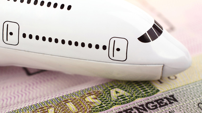 Политолог: ужесточение ЕС визовой политики для россиян ударит по Европе