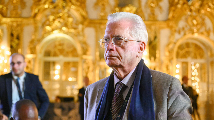 Пиотровский и Курентзис стали лауреатами Эрмитажной премии