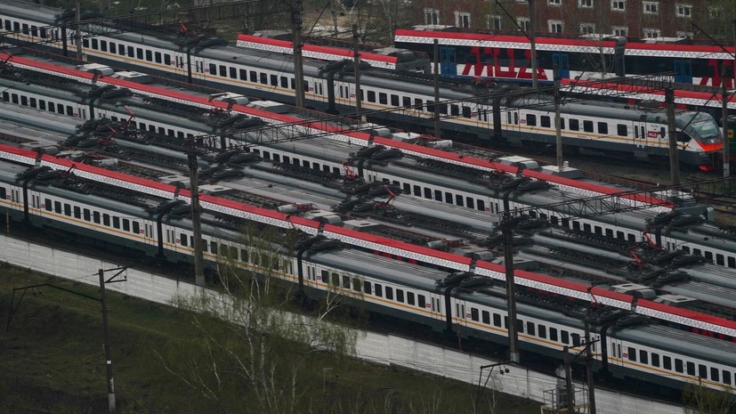 Из-за изменения маршрута в Орловской области опаздывают 17 поездов