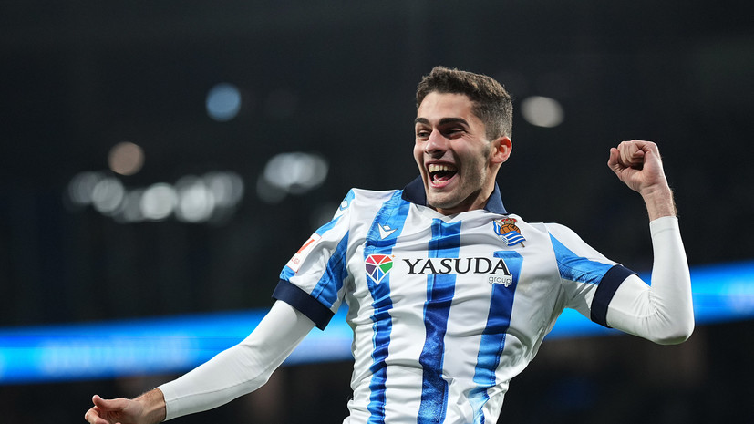 В «Реал Сосьедад» сообщили, что рады за Захаряна после его выхода на поле спустя долгое время