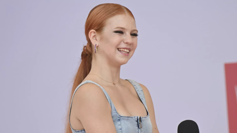 Трусова рассказала, что взяла своего сына Михаила на шоу Медведевой