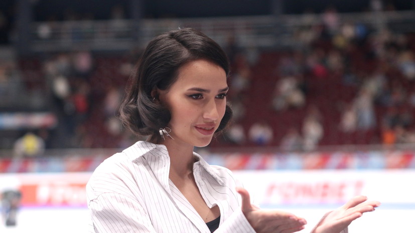 Загитова ознакомилась с ходом строительства центра фигурного катания в Казани