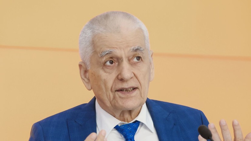 Онищенко: геновариант COVID-19 «стратус» не спровоцирует новую пандемию