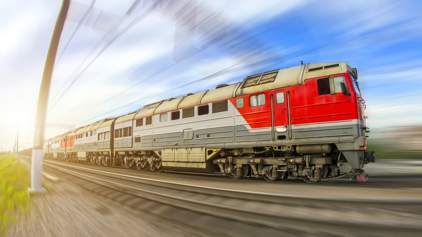 На участке Петербург — Луга восстановили движение поездов после ЧП