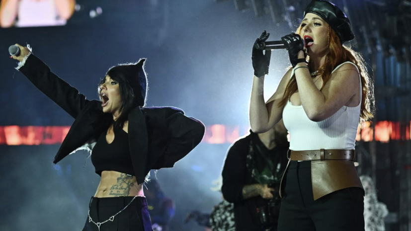 SHOT: группа «Тату» заработает около 30 млн рублей за концерт в Москве