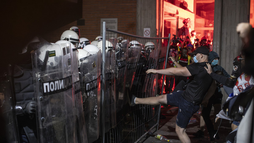 СВР России: ЕС готовит «сербский майдан»