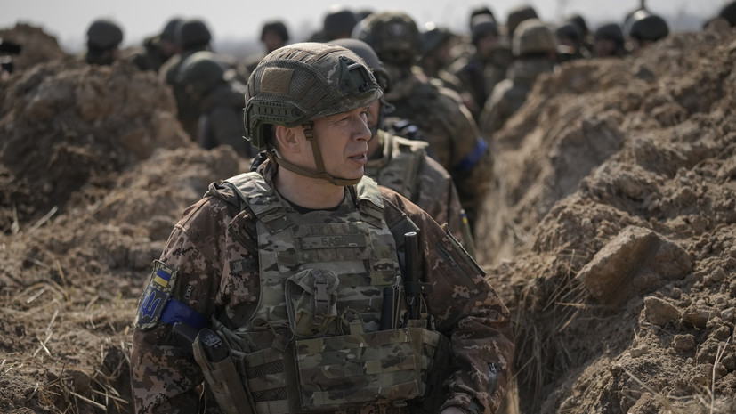 Сырский уволил командующих двух корпусов за потери позиций на фронте