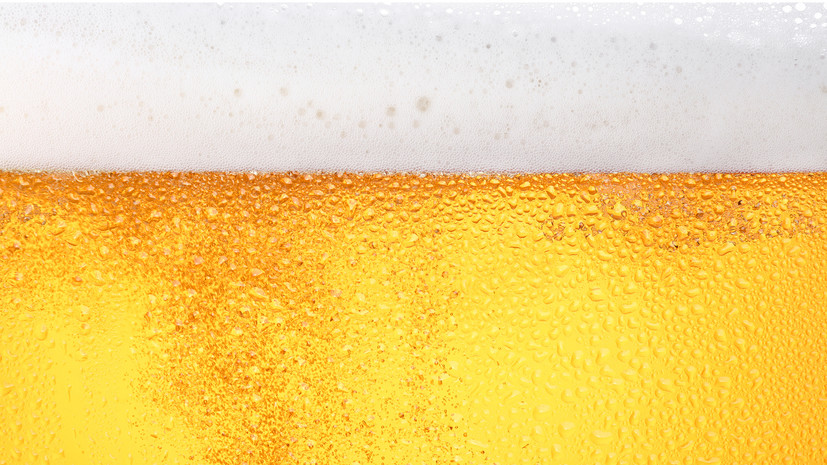 РИА Новости: Германия увеличила экспорт пива в Россию до максимума с начала года