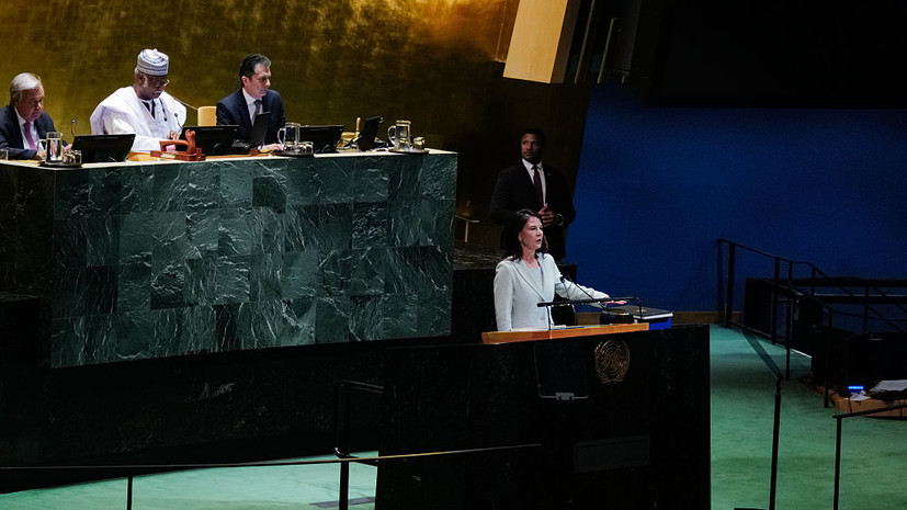 Захарова назвала позором нахождение Бербок на посту председателя ГА ООН