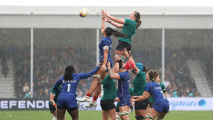 Регбистку сборной Франции дисквалифицировали на 12 матчей за укус соперницы