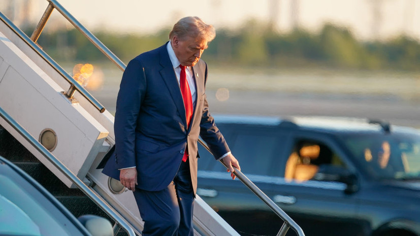 Самолёт Трампа приземлился в Лондоне