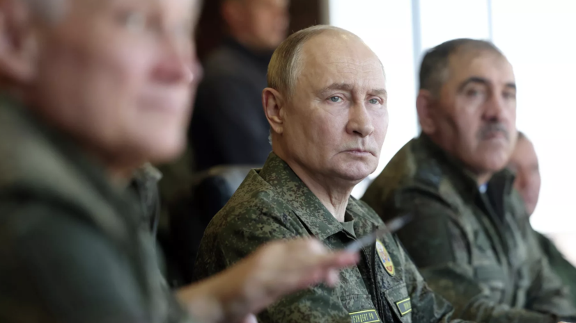 Песков: Путин на учениях «Запад-2025» не в первый раз надел военную форму
