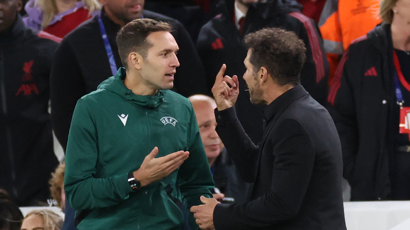 Симеоне показал средний палец арбитру после гола «Ливерпуля» на 92-й (90 + 2) минуте в Лиге чемпионов