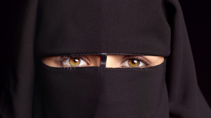 Юрист объяснил, существует ли в России запрет на ношение хиджаба в школе