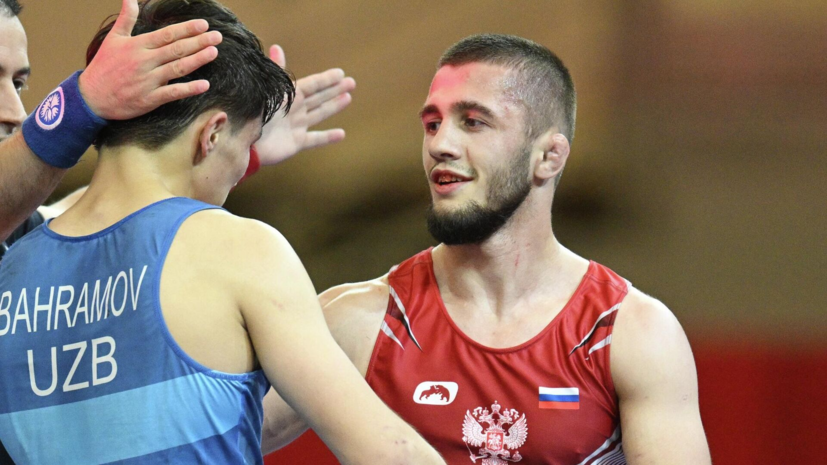 Борец Сефершаев: на меня надели наручники и без объяснения причин отозвали визу