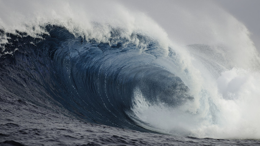 На Камчатке после землетрясения объявлена угроза цунами по восточному побережью