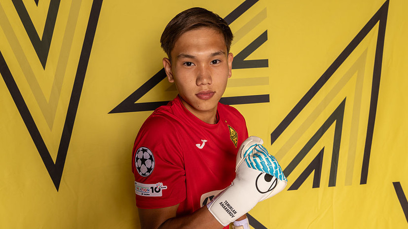 18-летний вратарь «Кайрата» отбил пенальти в матче Лиги чемпионов