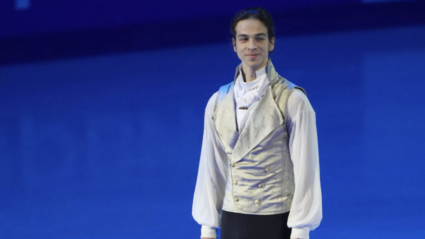 Российским болельщикам разрешили вернуть баннеры в поддержку Петросян и Гуменника на олимпийском отборе