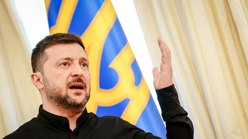 Политолог Коньков: планы Зеленского ужесточить мобилизацию связаны с выборами