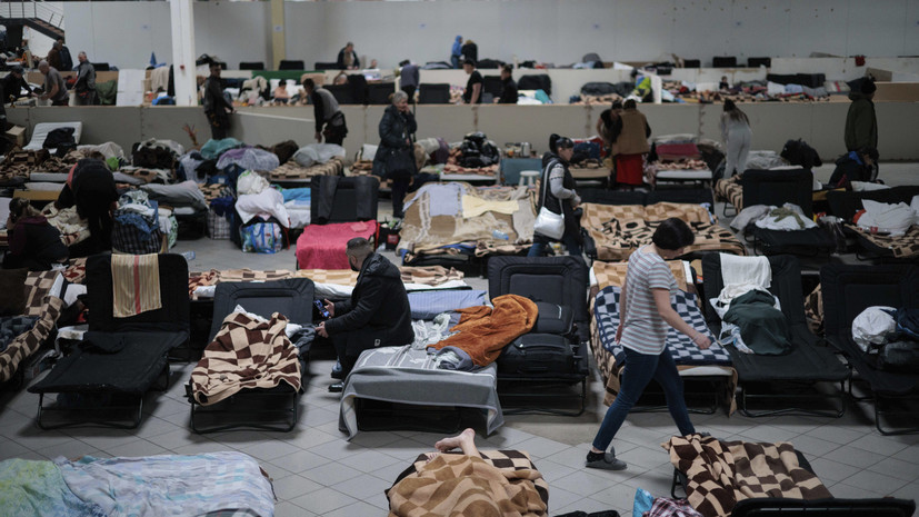 Нидерландский министр Кайзер предложила украинским беженцам самим искать жильё