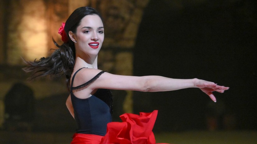 Медведева — о ринопластике: нос мой мне никогда не нравился