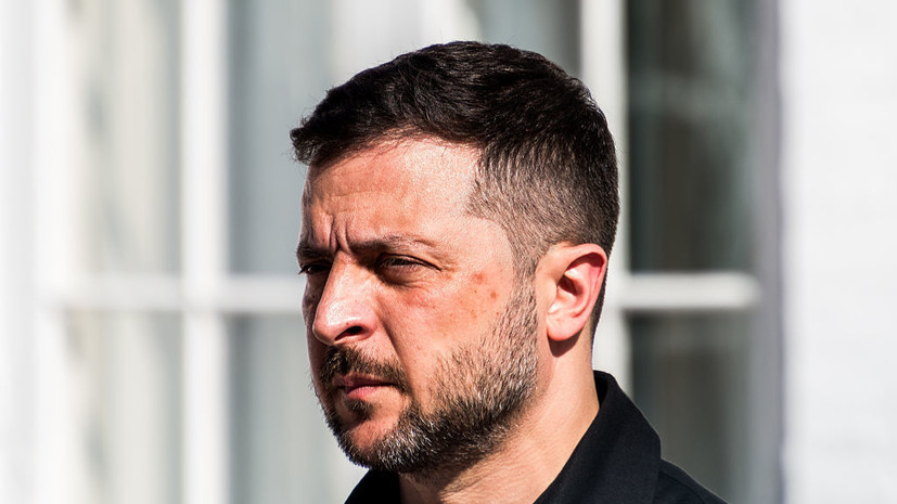 Меркурис: Зеленский срочно приехал в Красноармейск, чтобы убедить ВСУ воевать