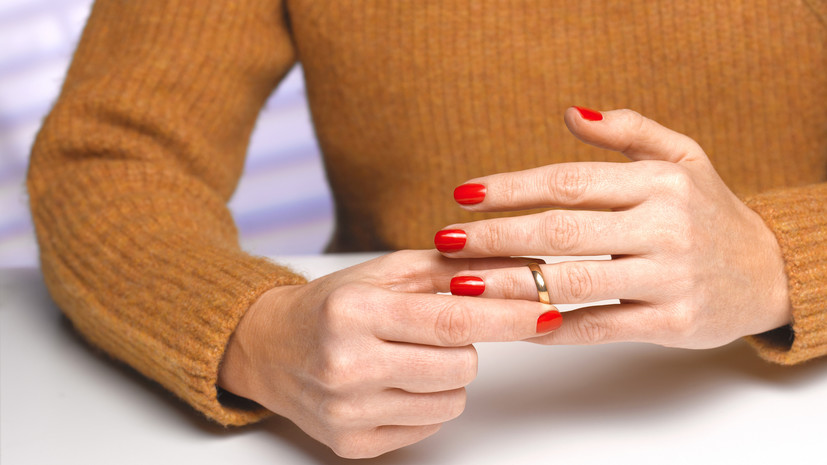 Источник: жена предателя Ступникова развелась с ним