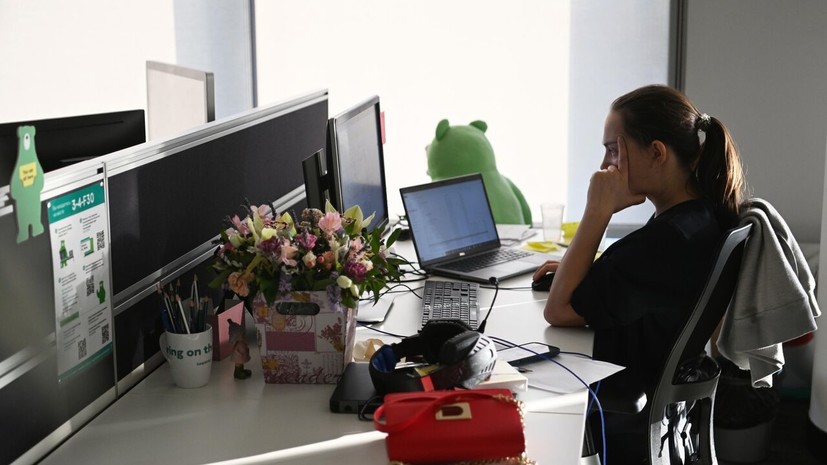 Депутат Нилов: суббота 1 ноября будет рабочим днём перед тремя выходными