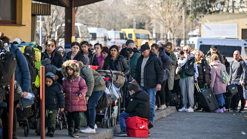 Украинцев, находящихся в Польше, заманивают обратно жильём и соцпомощью