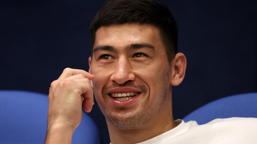 Бивол составил команду мечты для дворового футбола