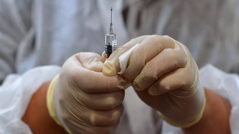 Врач Тимаков назвал огромной эффективность вакцинации от гриппа