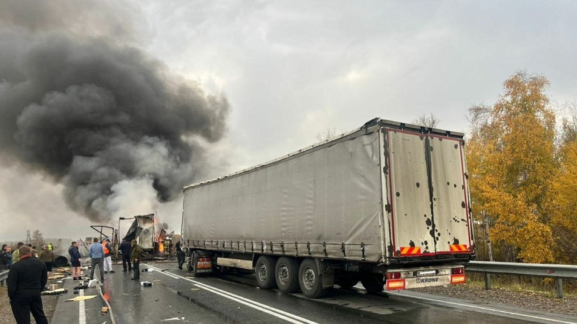В Новосибирской области водитель погиб при столкновении трёх фур и «Газели»