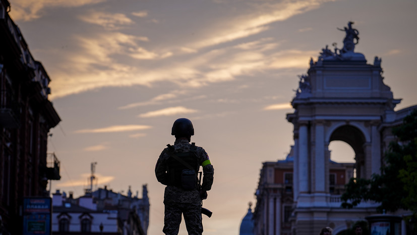 СВР: группа кадровых военных из Франции и Британии прибыла в Одессу