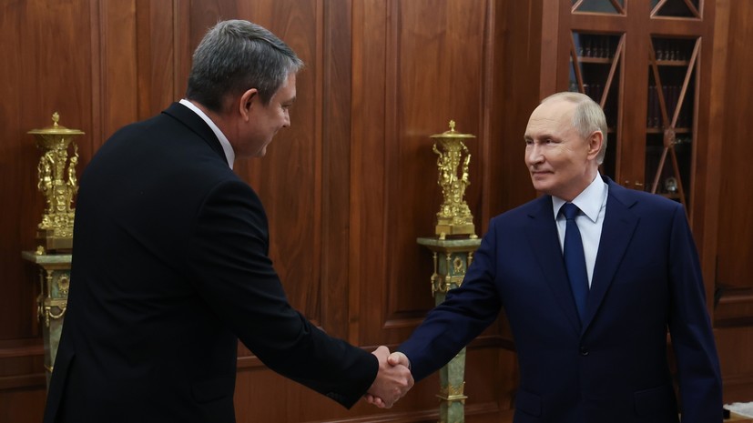 Пасечник доложил Путину об обстановке в ЛНР