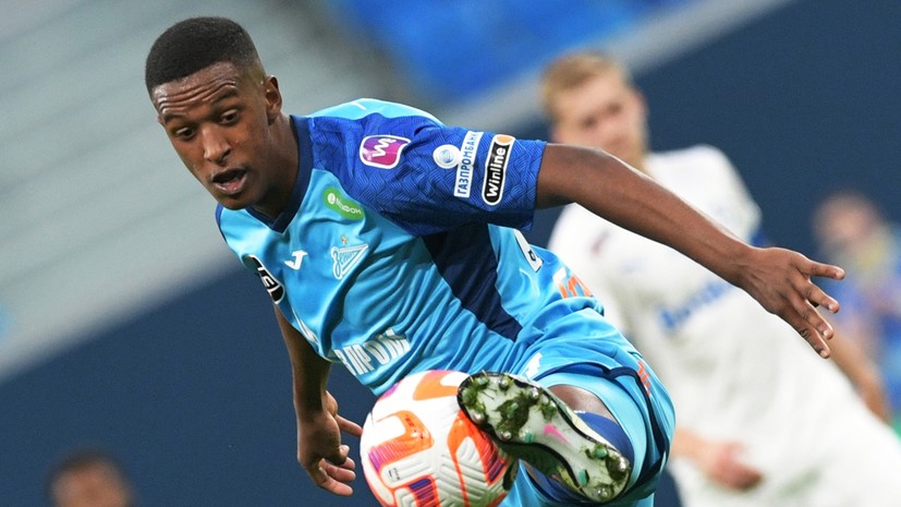 Игрок «Зенита» Ренан «потерялся» на поле после сотрясения мозга