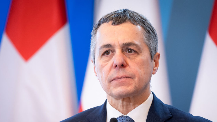 Лавров указал главе МИД Швейцарии на потерю нейтралитета страны