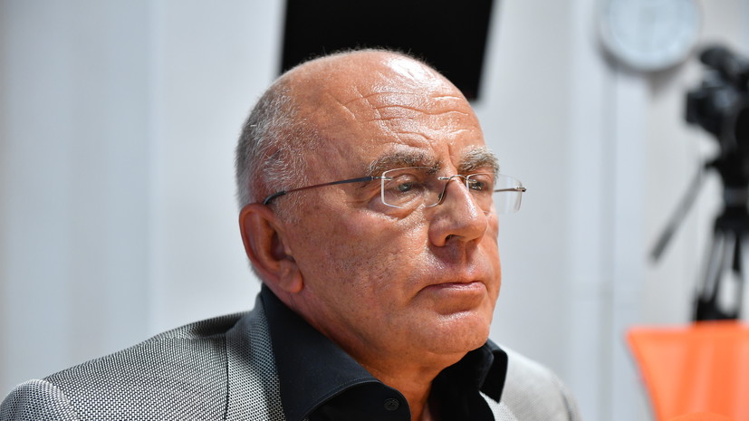 Суд отстранил от должности ректора СПбГУП Александра Запесоцкого