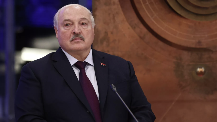 Лукашенко назвал блестящей инициативу Путина по ДСНВ