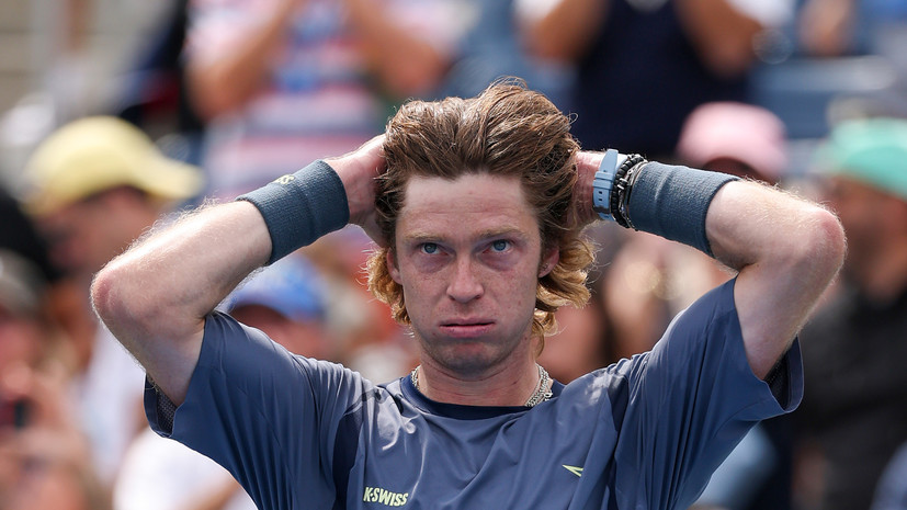 Рублёв проиграл Коболли в первом круге турнира в Пекине