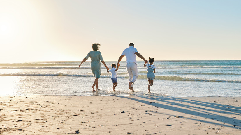 Экономист Балынин: июль — самый выгодный месяц для отпуска в 2026 году