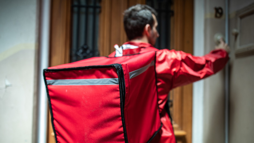 В России спрос на доставку фастфуда вырос на 60% с приходом осени