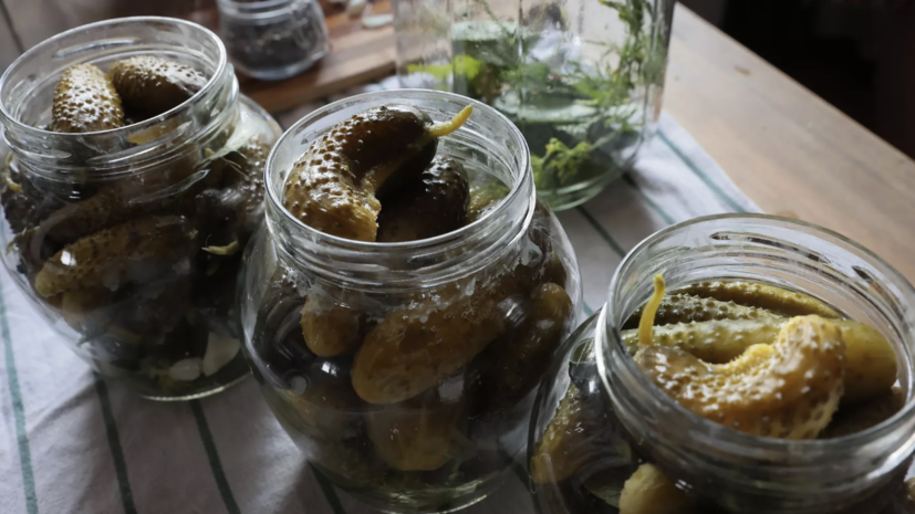 Россиян предупредили об ошибках консервирования, приводящих к взрыву закруток