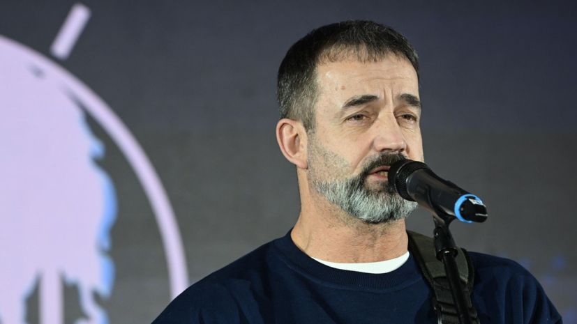 Певцов призвал развивать эстраду в России на фоне деятельности уехавших артистов