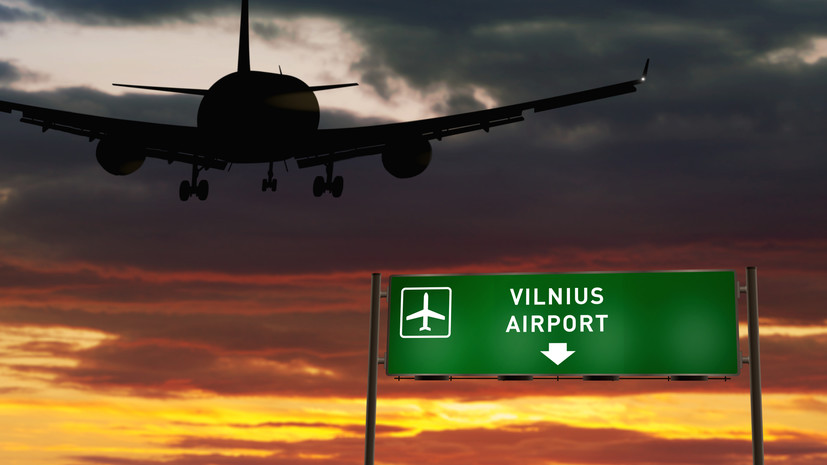 Семь рейсов в аэропорту Вильнюса задержали из-за беспилотников