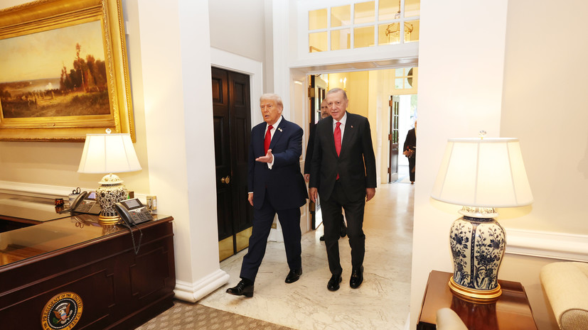 Фидан: Эрдоган и Трамп обсудили совместные шаги по урегулированию на Украине