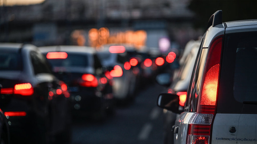 На мосту из Приднестровья в сторону Молдавии образовалась пробка