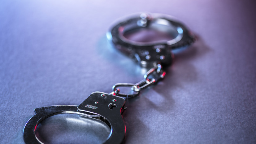 Задержаны 14 человек по трём делам об отравлении спиртом в Ленинградской области