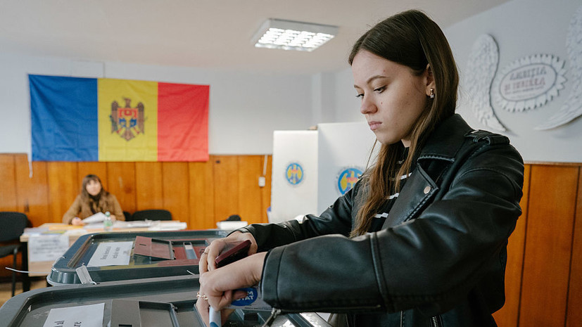 На избирательных участках в Гагаузии зафиксировали технические сбои